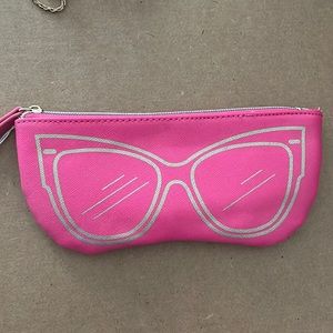 New York & Co glasses pouch